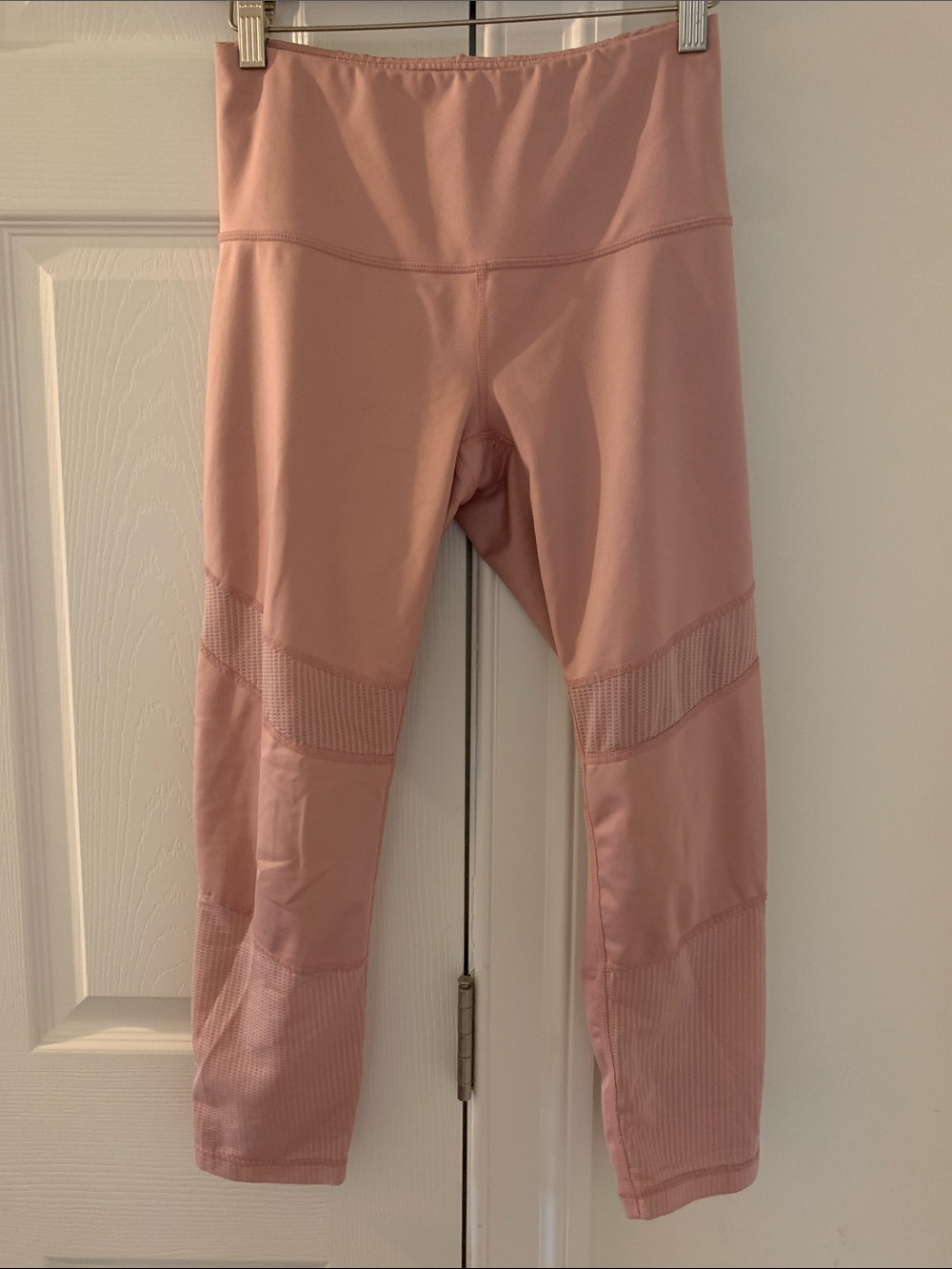 Reebok Soft Pink High-Rise Mesh-Panel Leggings